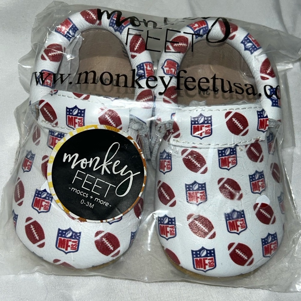 Monkey Feet Baby Crib Shoes Infant Moccasins size 0-3m boys NFL Football NEW